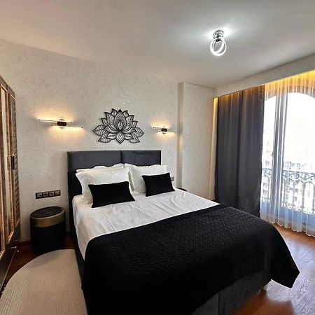 Istanbul Houses Sabiha Goekcen Airport Hotel ภายนอก รูปภาพ