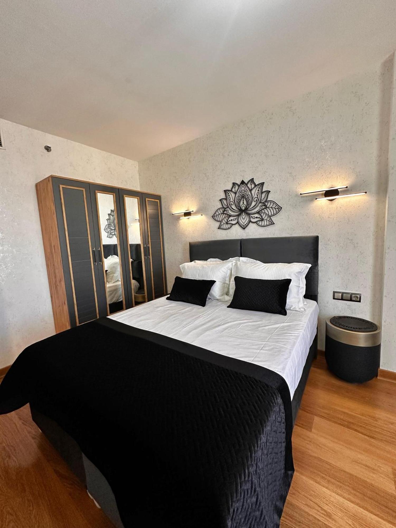 Istanbul Houses Sabiha Goekcen Airport Hotel ภายนอก รูปภาพ