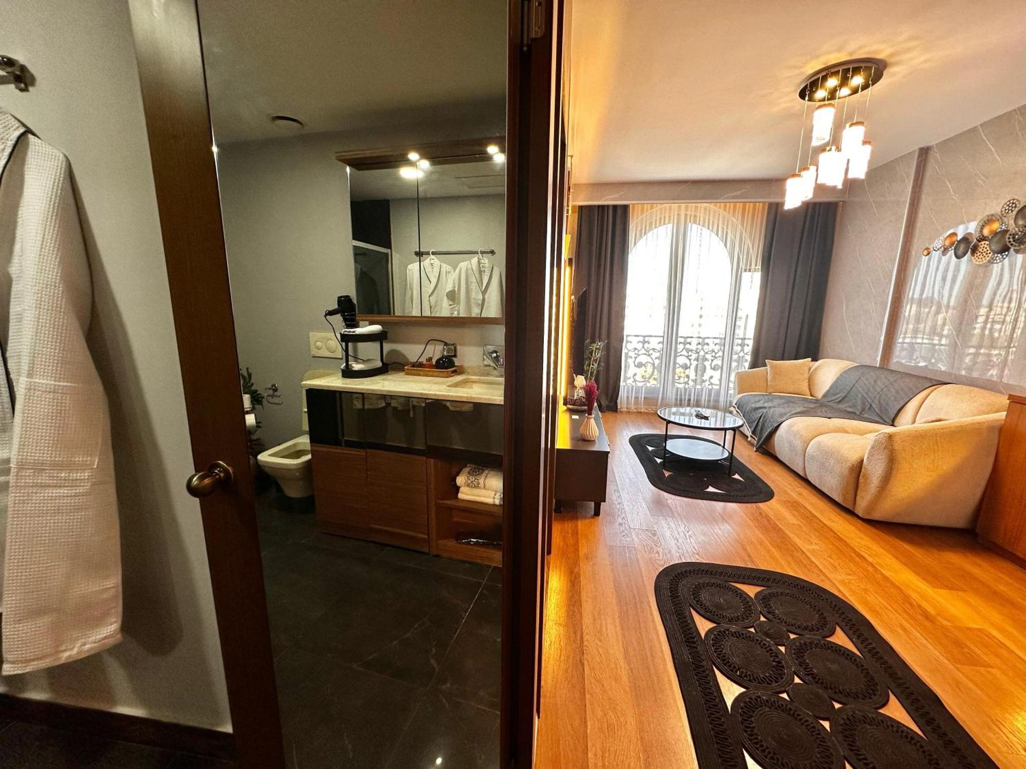 Istanbul Houses Sabiha Goekcen Airport Hotel ภายนอก รูปภาพ