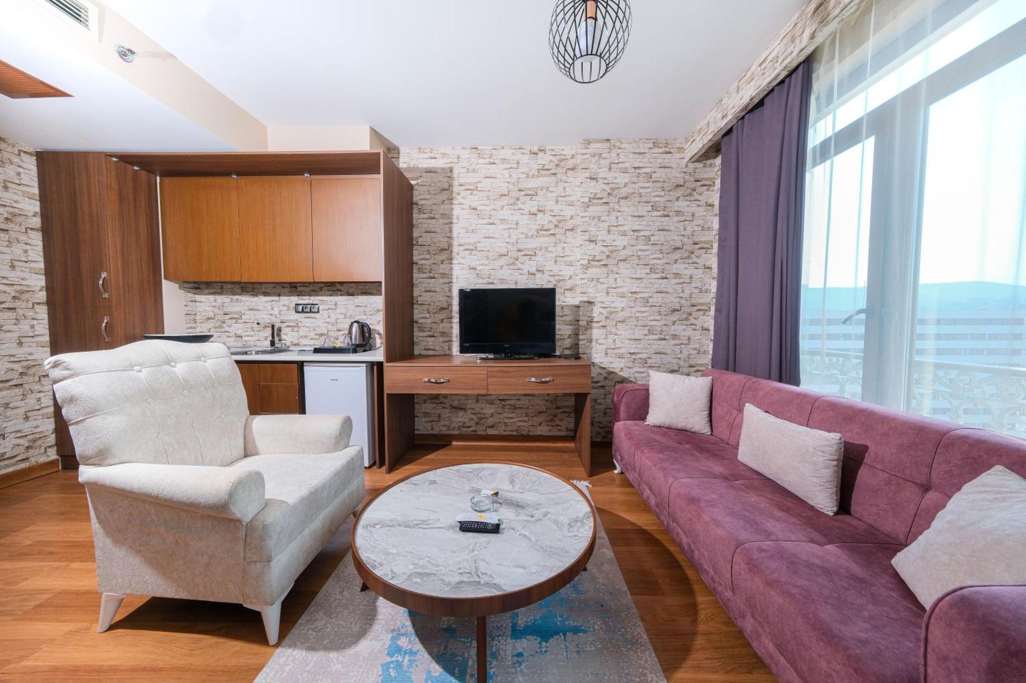 Istanbul Houses Sabiha Goekcen Airport Hotel ภายนอก รูปภาพ
