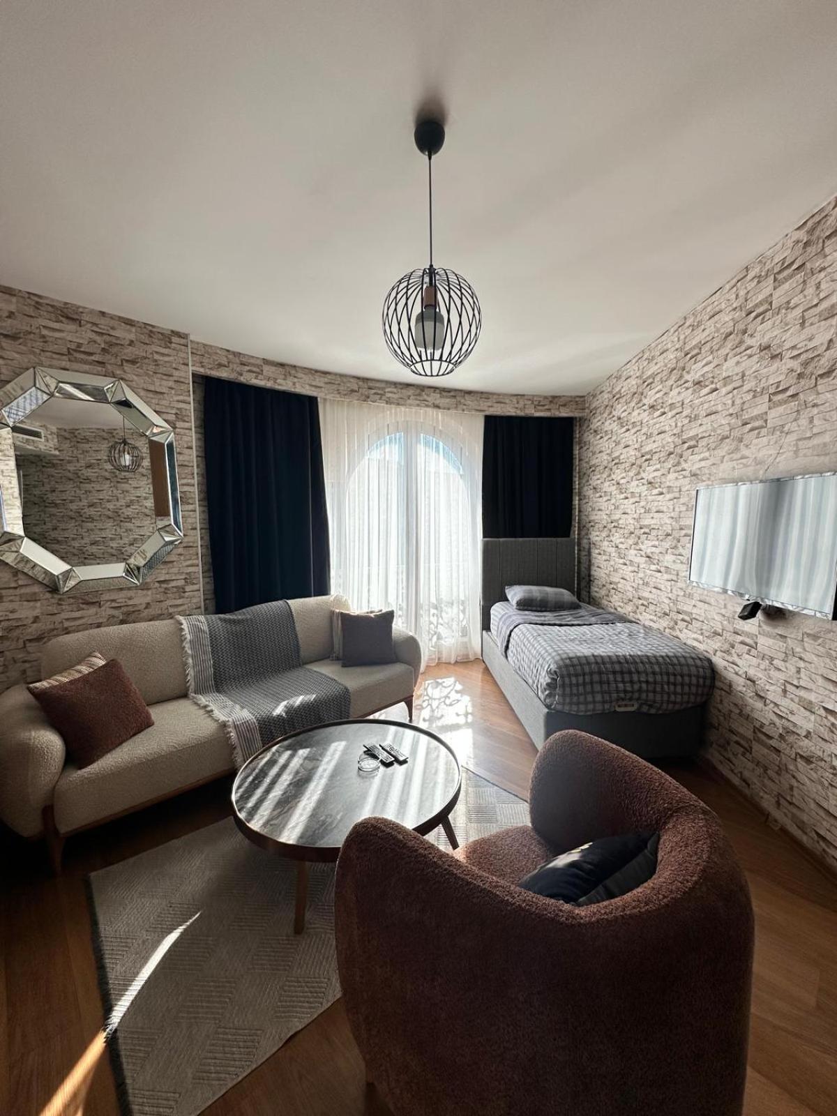 Istanbul Houses Sabiha Goekcen Airport Hotel ภายนอก รูปภาพ